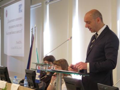 Заместник-министърът на енергетиката Николай Николов на конференцията 