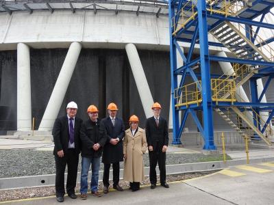 Deputy Minister Nikolov and Ambassador Ries visited the power plants AES and Contour Global