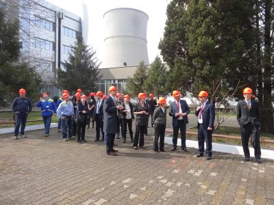 Deputy Minister Nikolov and Ambassador Ries visited the power plants AES and Contour Global