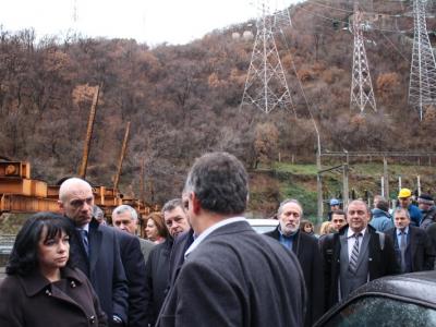 Министър Петкова посети язовир Въча 1 