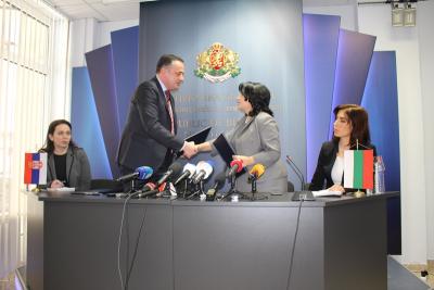 Министрите Теменужка Петкова и Александър Антич подписаха меморандум за разбирателство по проекта за изграждане на българо-сръбската газова връзка