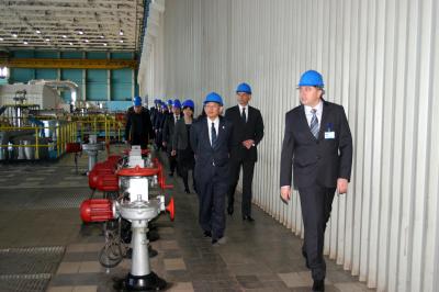 Заместник-министърът на енергетиката Николай Николов на обиколка на централата