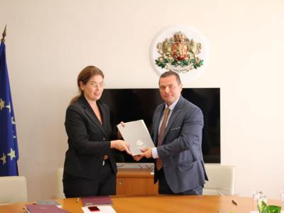 Кметове благодариха на министъра на енергетиката за бързата реакция по Програма ВЕЕЕЕС, финансирана от Финансовия механизъм на Европейското икономическо пространство, 2014-2021