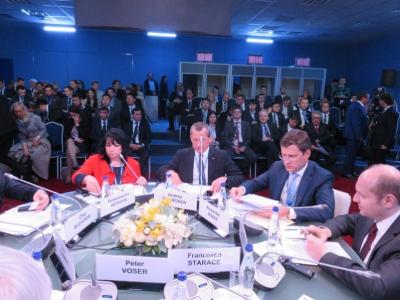 Министър Петкова участва в дискусия в рамките на 19-я Петербургски международен икономически форум