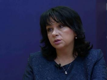 Министър Петкова: Налице е политически консенсус за защита на българската енергетика във връзка с изискванията на споразумението от Париж